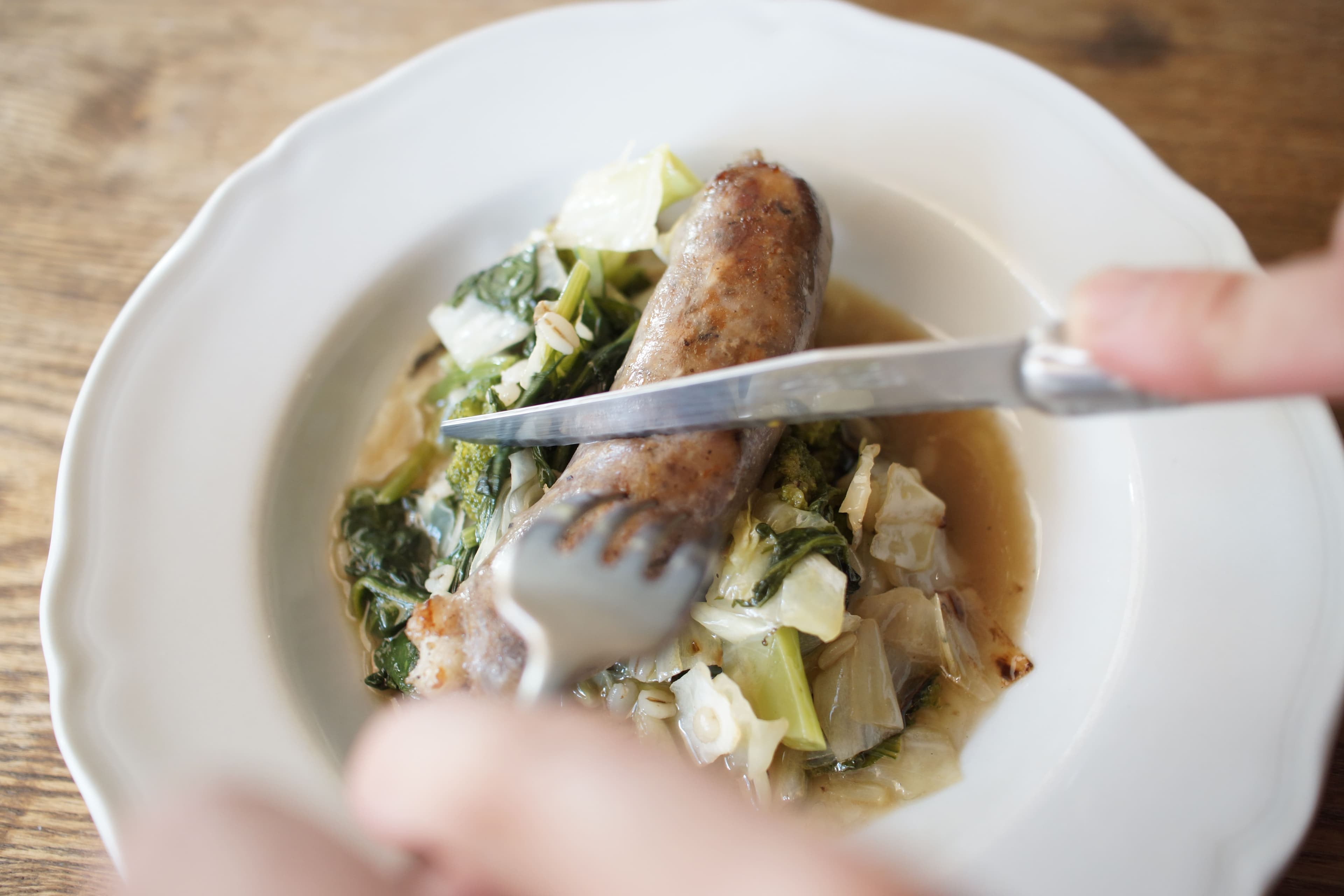 サボデ風ソーセージと野菜のコンフィ風オイル煮